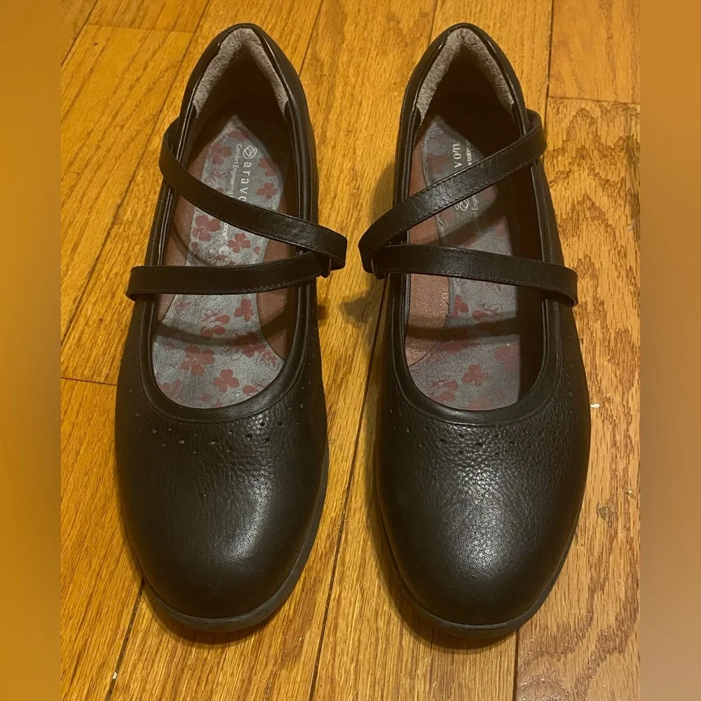 Women's Black Leather Strappy Mary Janes Flats Aravon New Balance‎ Size 11.5